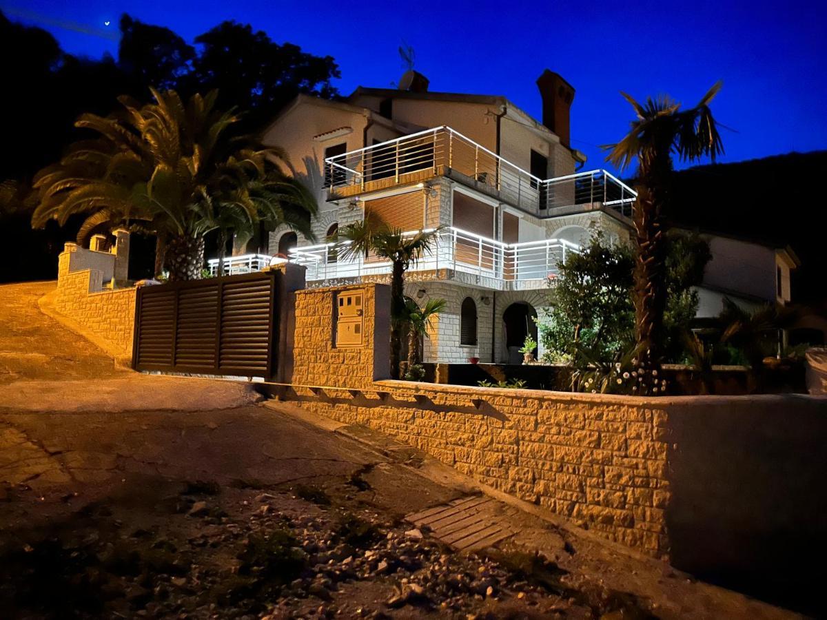 Slatina  Vacation Home Lucija מראה חיצוני תמונה